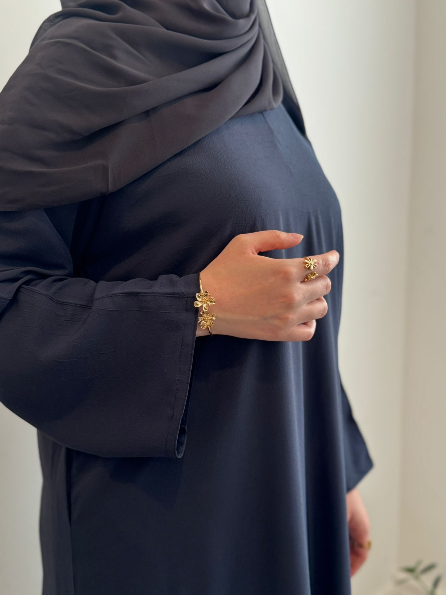 Layali Navy Closed abaya thumbnail